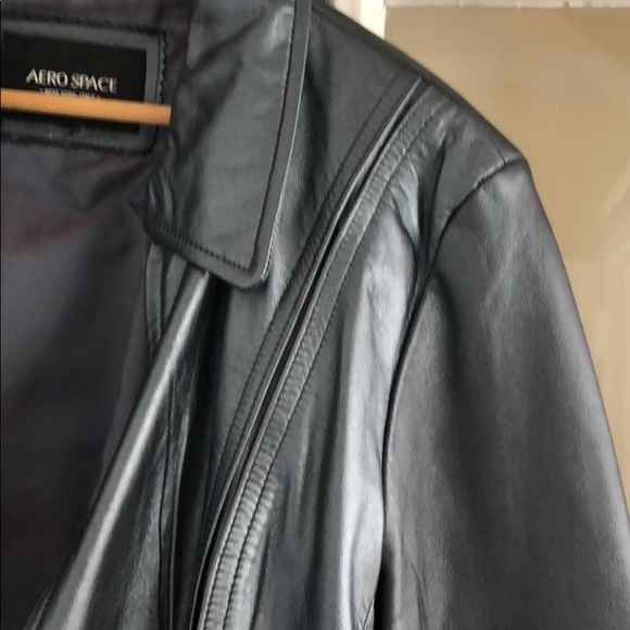Leather jacket - Picture 4 of 6
